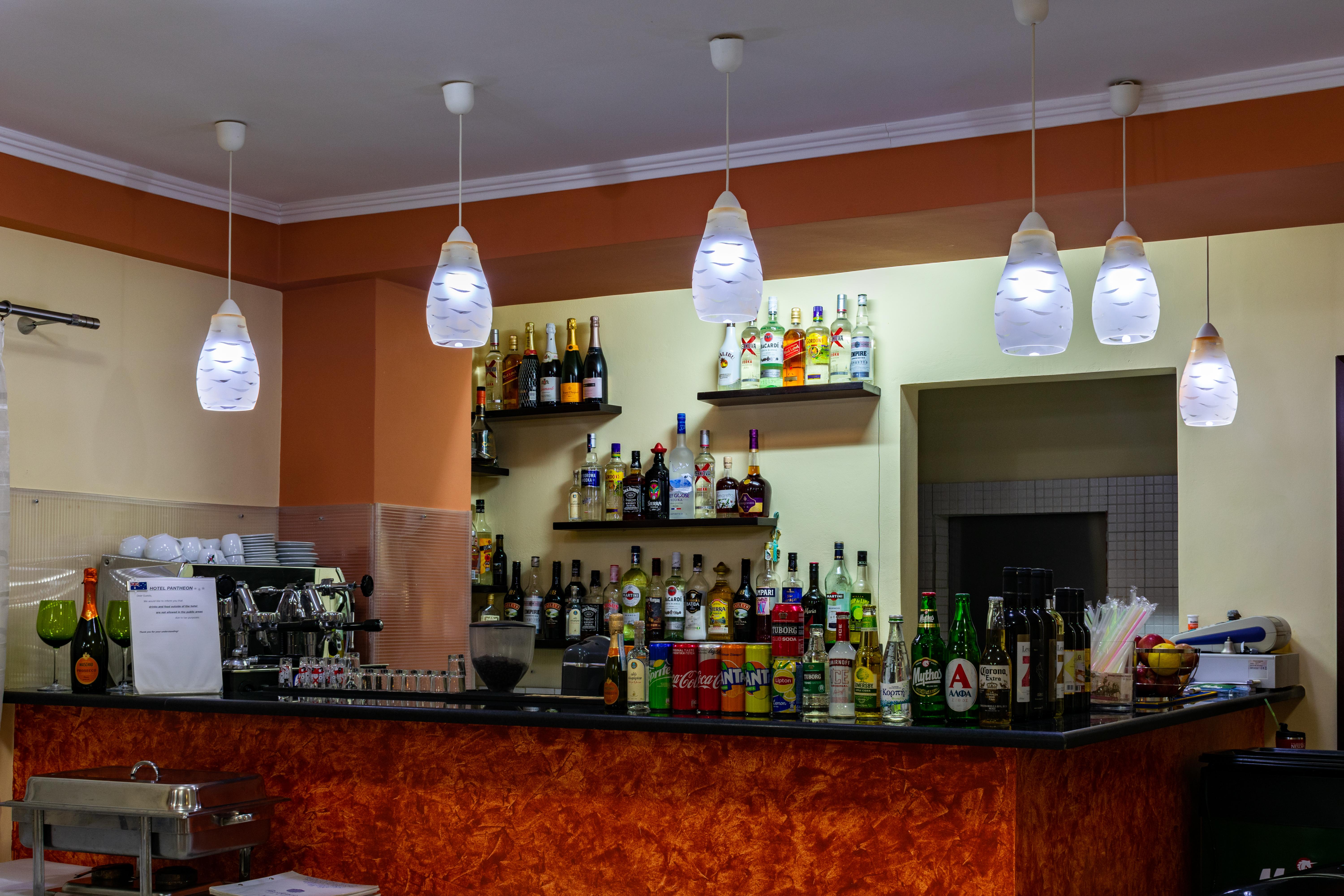 Zante Pantheon Hotell 3*