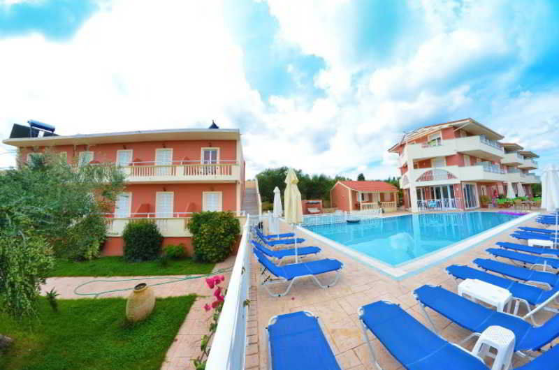Zante Pantheon Hotell 3*