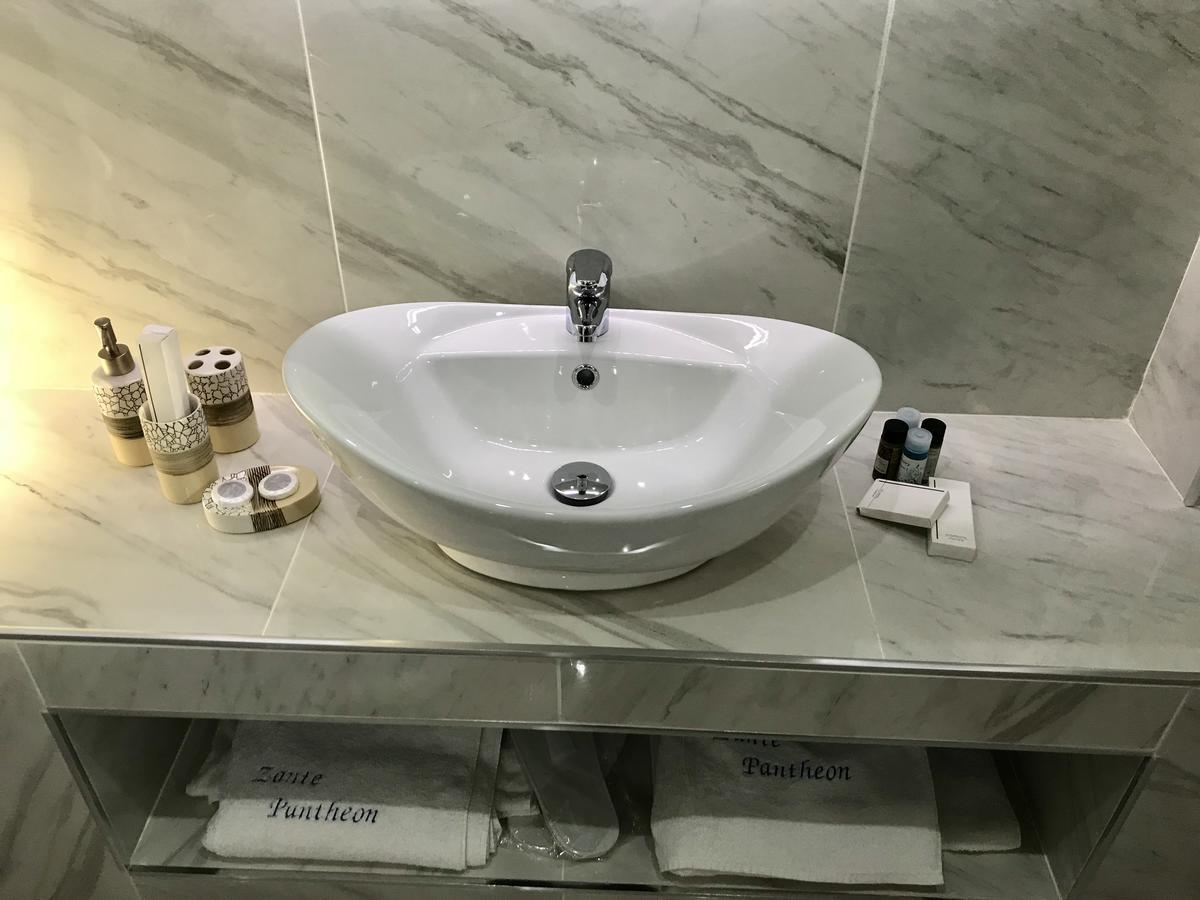 Zante Pantheon Hotel Planos